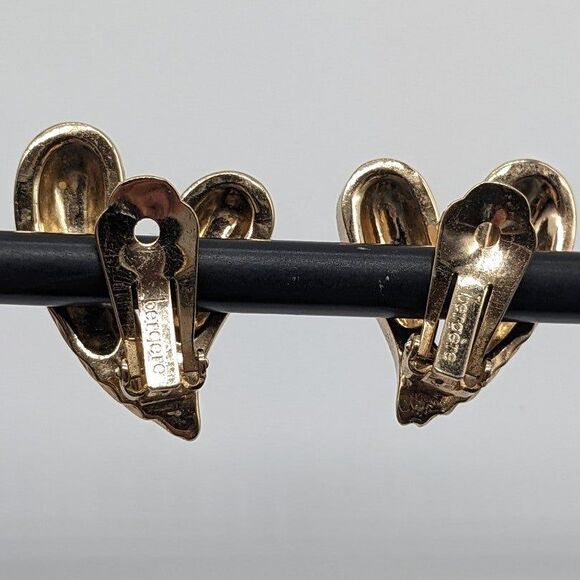 Vintage Signed Bergere Clip On Earrings - Gold Plated - Heart Shaped V Shaped - Picture 5 of 6